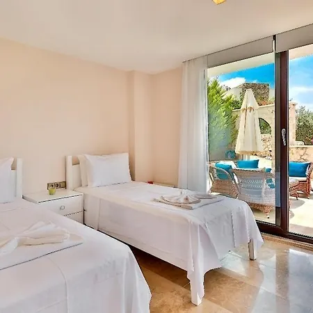 Feride - Stunning Views Overlooking Sea Vakantiehuis *